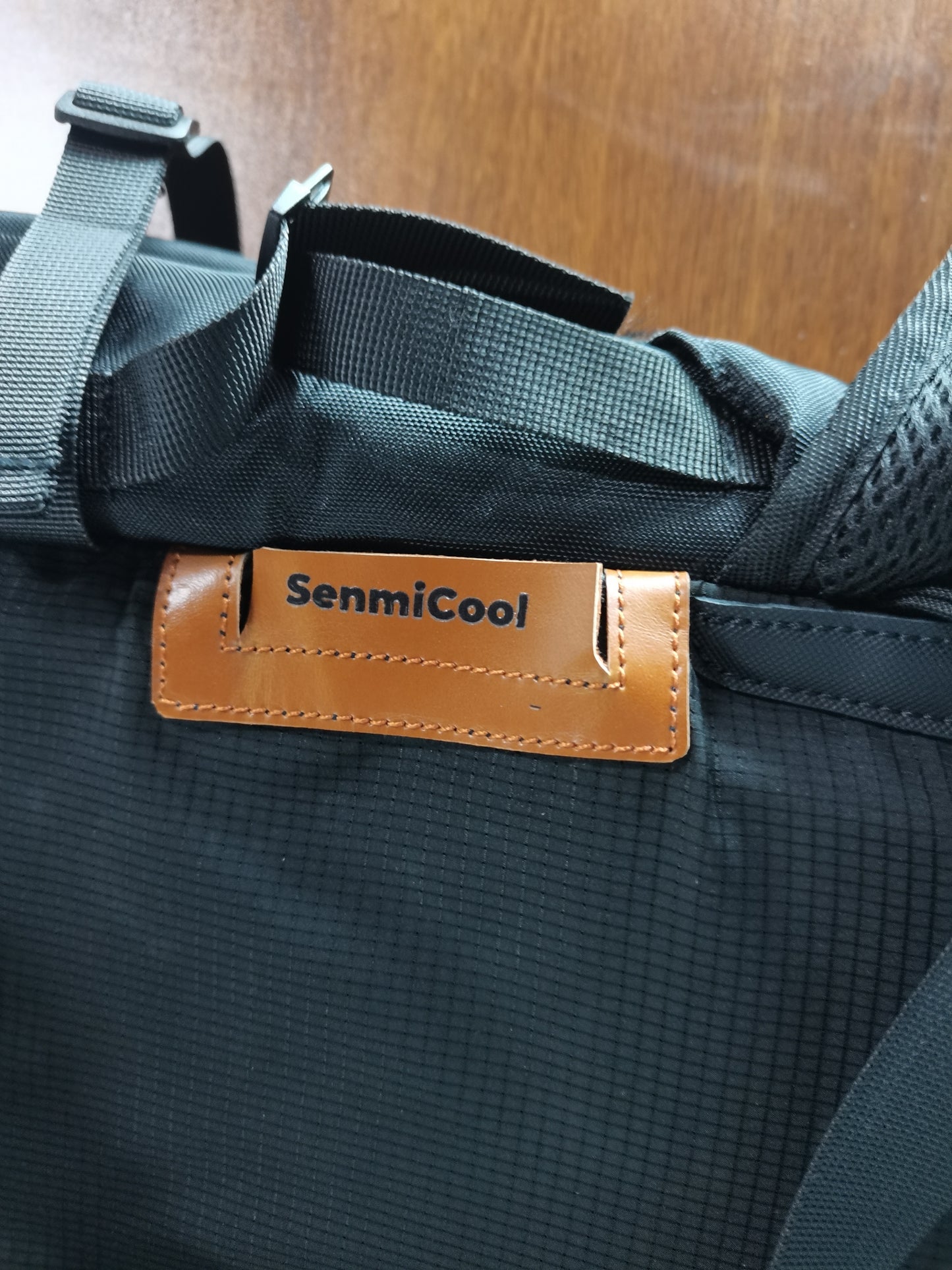 SenmiCool Luftkühlung 30L Outdoor-Rucksack Halbleiterkühlung für Wandern Sportreisen Bergsteigen