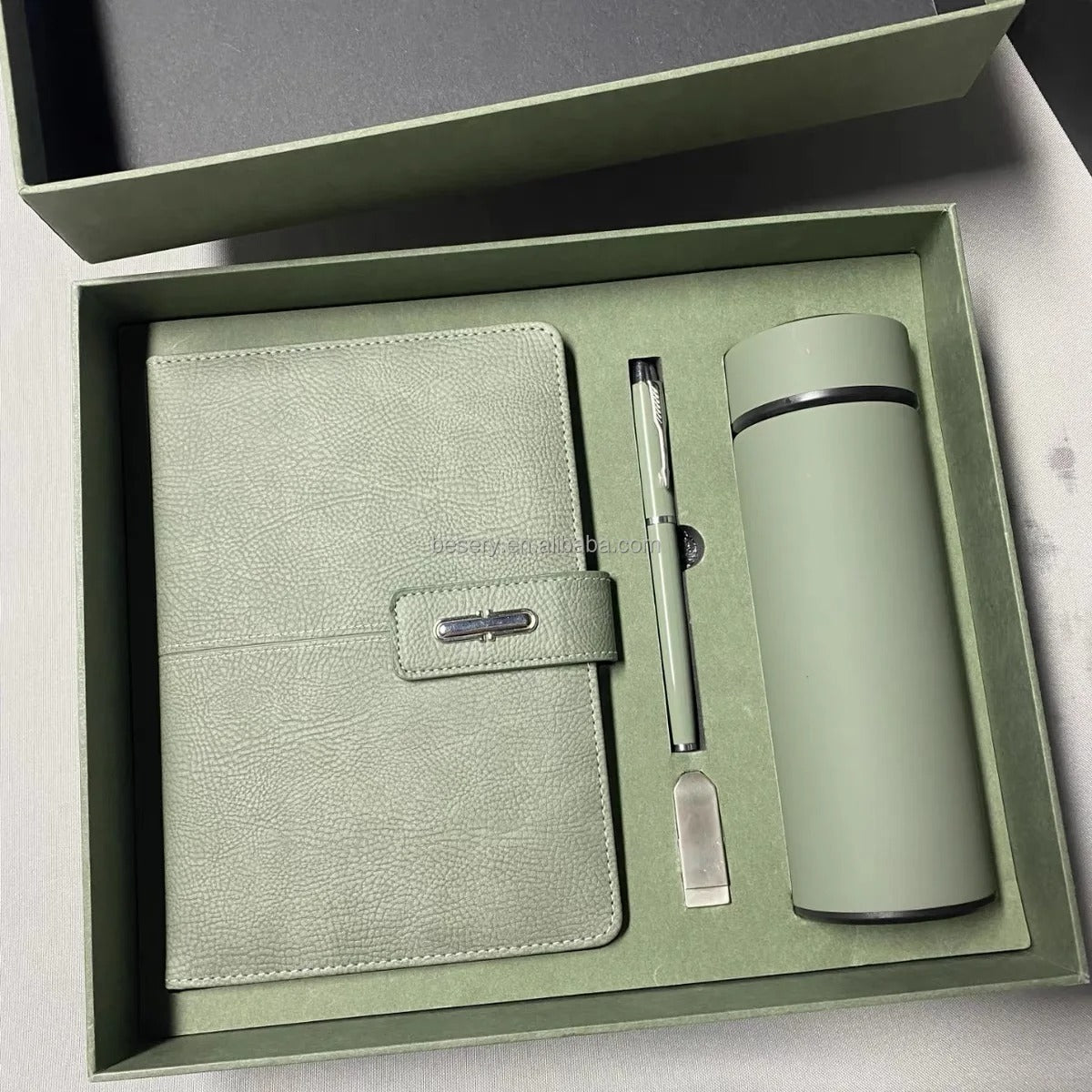 Premium A5 Notizbuch Geschenkset mit Stift USB-Stick & Thermobecher Geschenkset | 11111