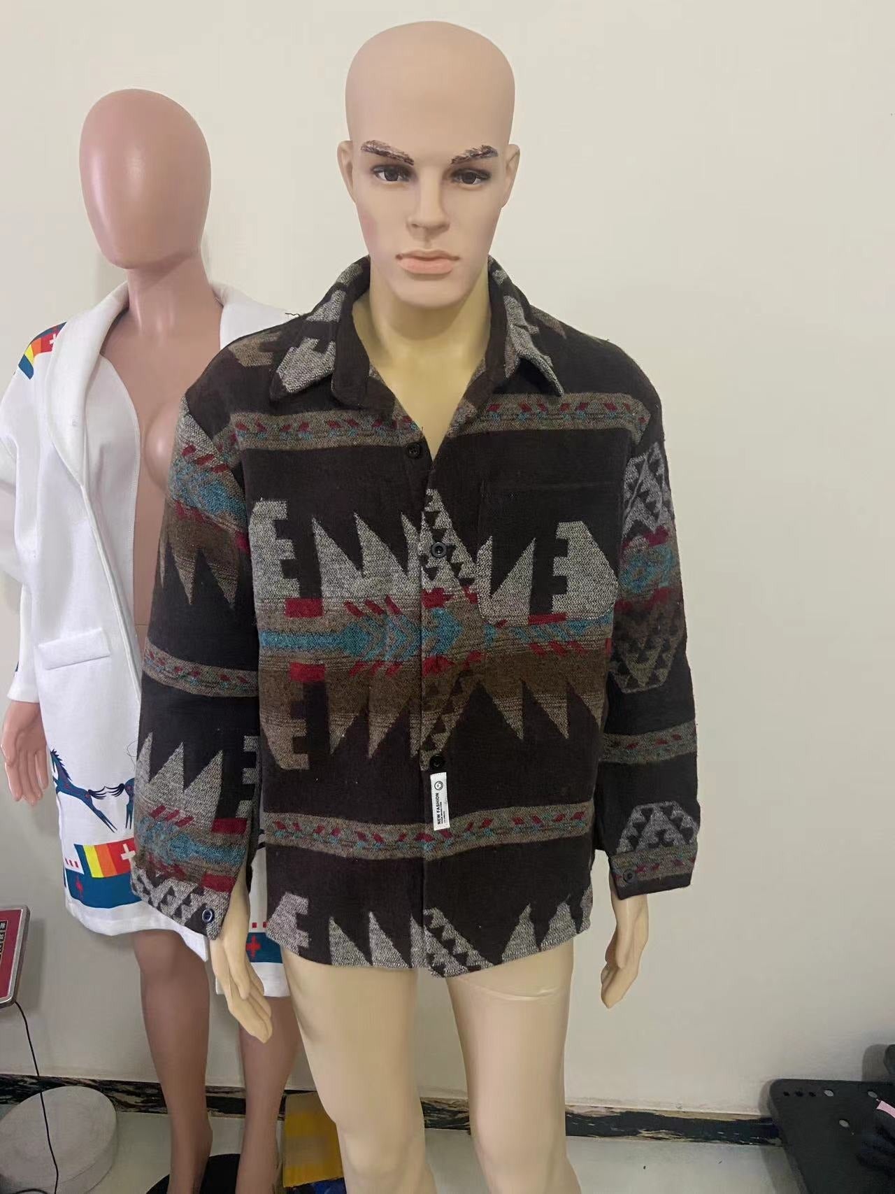 Herren Vintage Loose Fit Ethnic Aztec Geometric Print Shirt Top Pocket Woolen Shacket Plus Size Jacke | SYG-2580