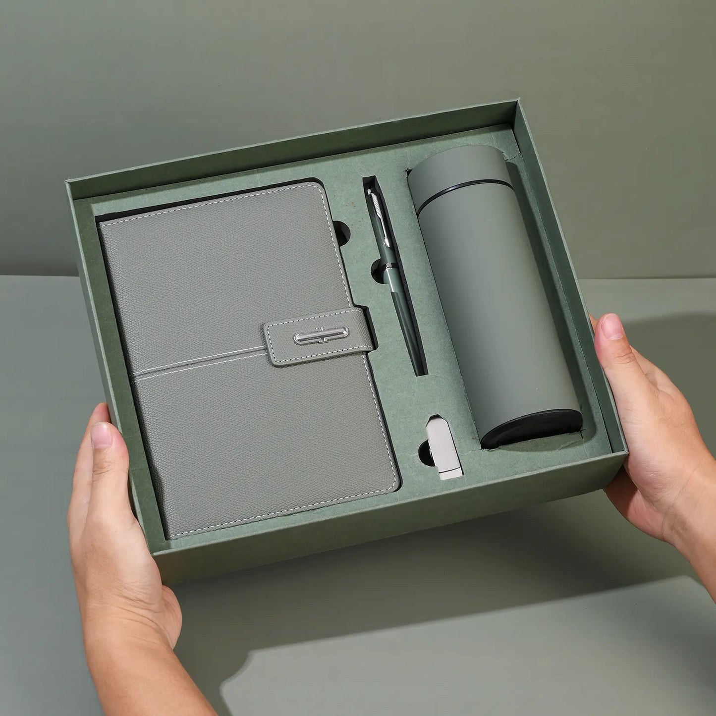 Premium A5 Notizbuch Geschenkset mit Stift USB-Stick & Thermobecher Geschenkset | 11111
