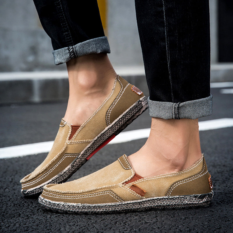 Herren Slipper aus gewaschenem Canvas | Atmungsaktiv, rutschfest, klassischer Deck-Stil | 8806