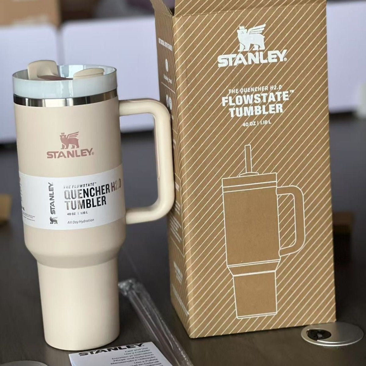 STANLEY 304 Edelstahlbecher mit Strohhalm | Stanley01