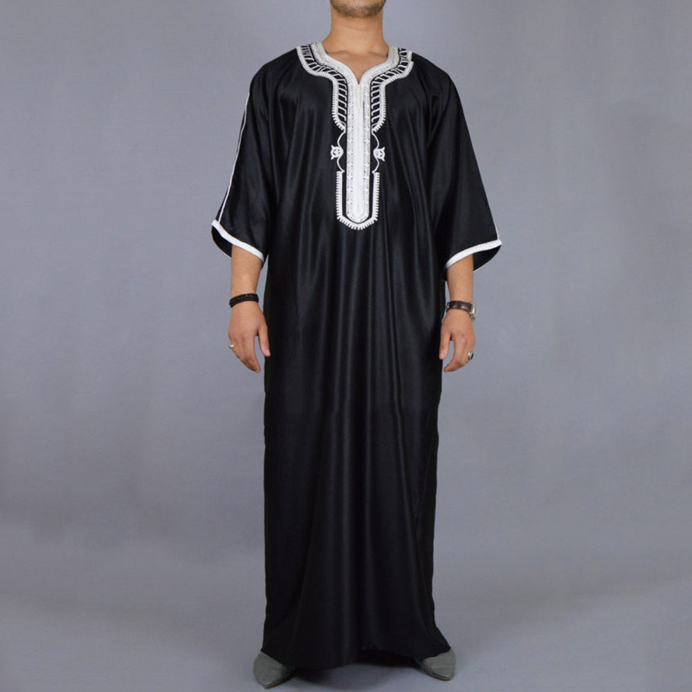 Locker sitzende muslimische Robe, schlichte und bequeme traditionelle Kleidung für Männer | 1138242