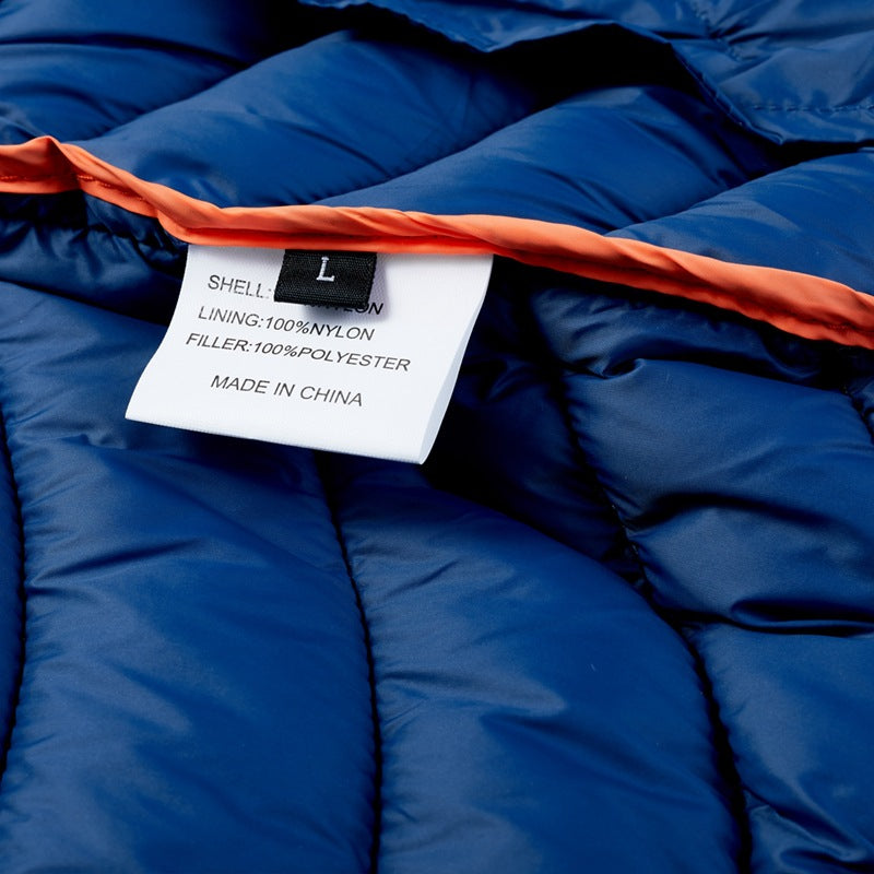 Leichte, hochwertige Bomberjacke mit Kapuze | C913