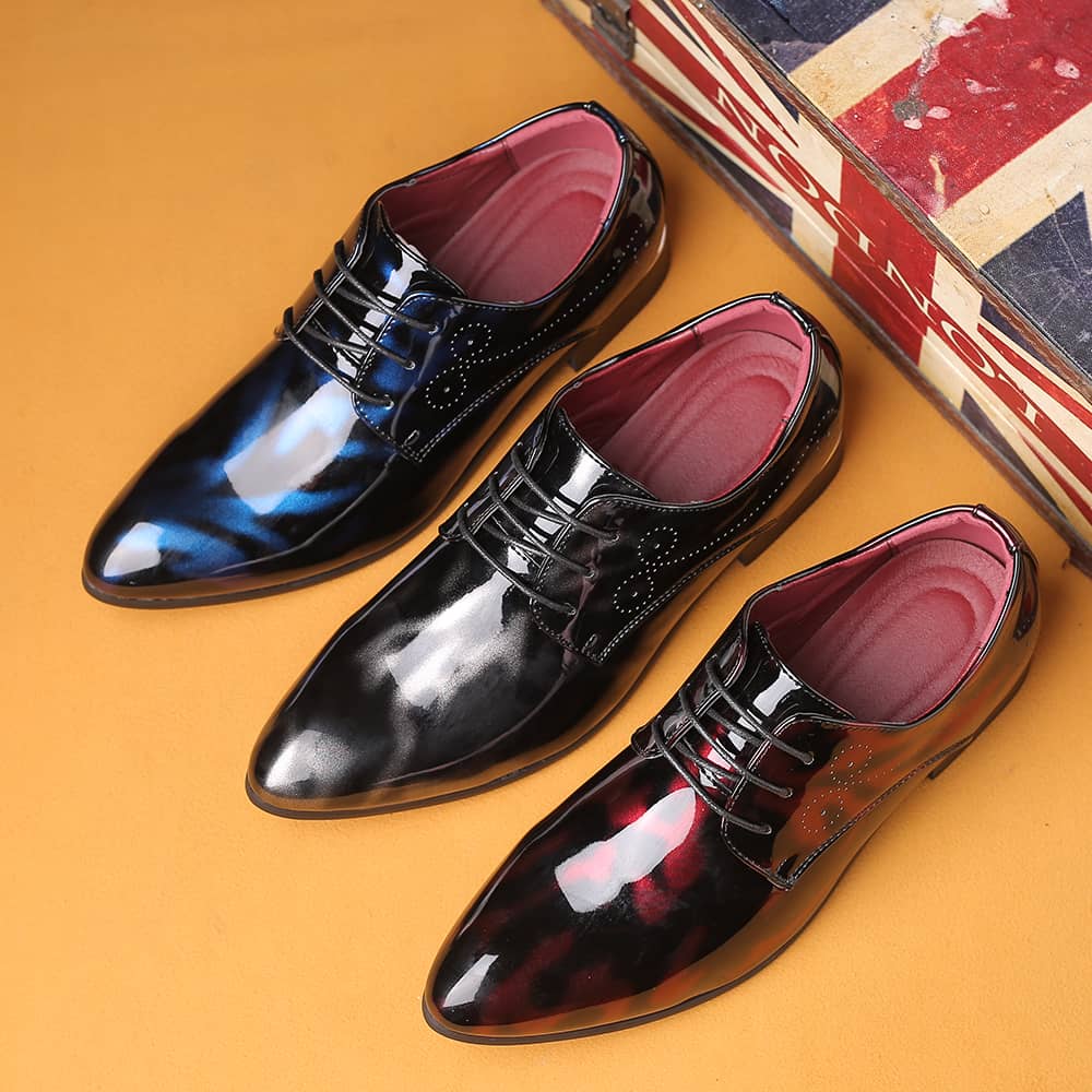 Herren-Derby-Schuhe aus Lackleder mit Blumenmuster, formelle Business-Stiefel aus Kunstleder mit spitzer Zehenpartie | 333