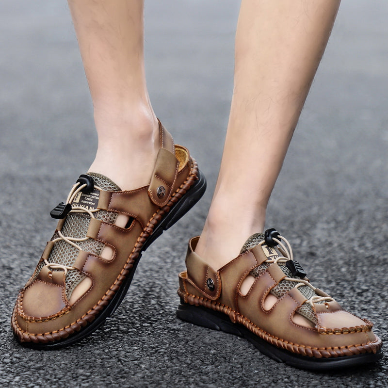 Herren-Sandalen aus Leder mit geschlossener Zehenpartie, sportlicher Riemen, verstellbar, 7060