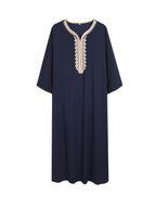 Lockerer muslimischer Herrenmantel mit Stickerei und langen Ärmeln, islamischer Abaya, Ramadan- und Eid-Outfits | 1134997 