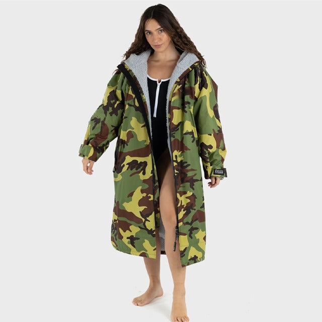 Warm Waterproof Swim Parka Oversized Hooded Changing Robe Sherpa Liner Swimming Coat Dry Surf Poncho |