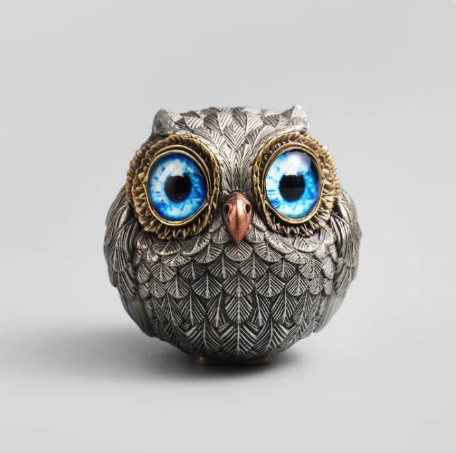 Lucky Owl Guardian Figurine The Wise Watcher Retro Owl Décor for Shelf & Home Decoration |