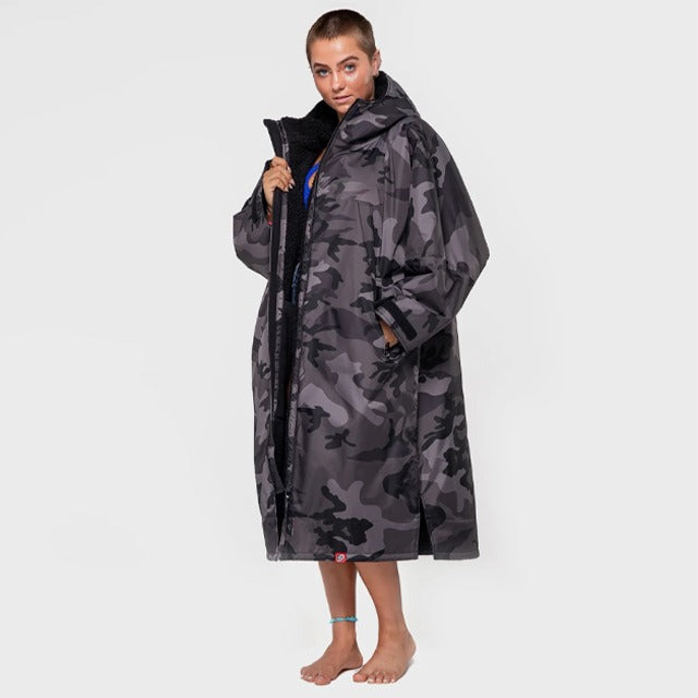 Warm Waterproof Swim Parka Oversized Hooded Changing Robe Sherpa Liner Swimming Coat Dry Surf Poncho |