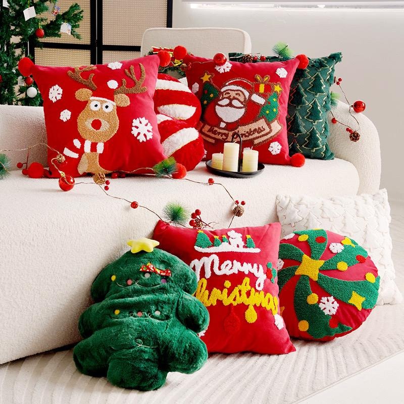 Christmas Embroidery Pillowcase - Removable Cushion Cover for Bedroom & Living Room |