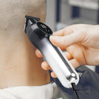 Wiederaufladbarer kabelloser Haarschneider für Männer, 2-Gang-Haarschneidemaschine mit LED-Anzeige | PR-3240 
