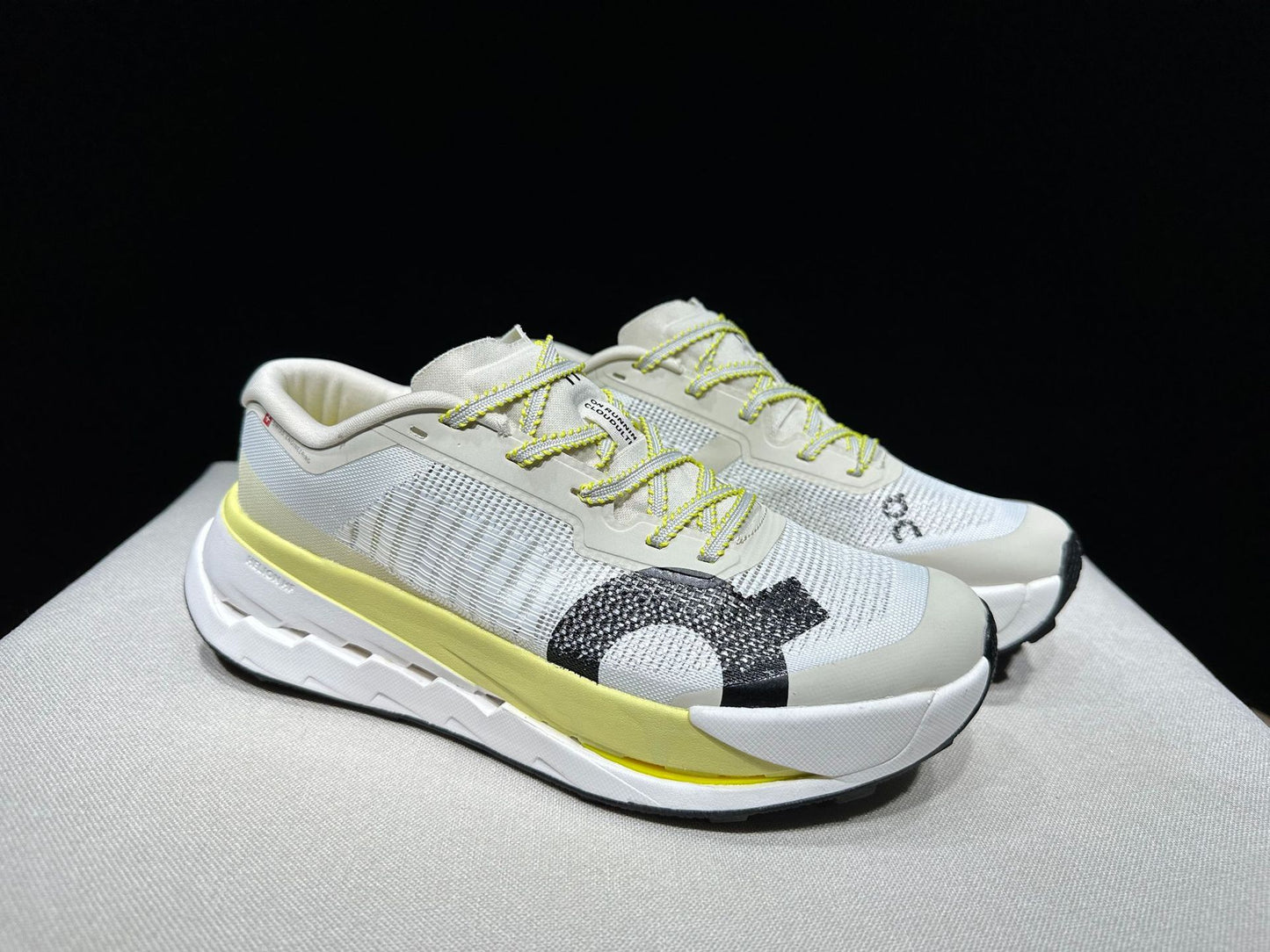 Cloudultra Pro Low-Top Sneakers Breathable Casual Running Shoes Unisex All-Day Comfort Lifestyle Shoes