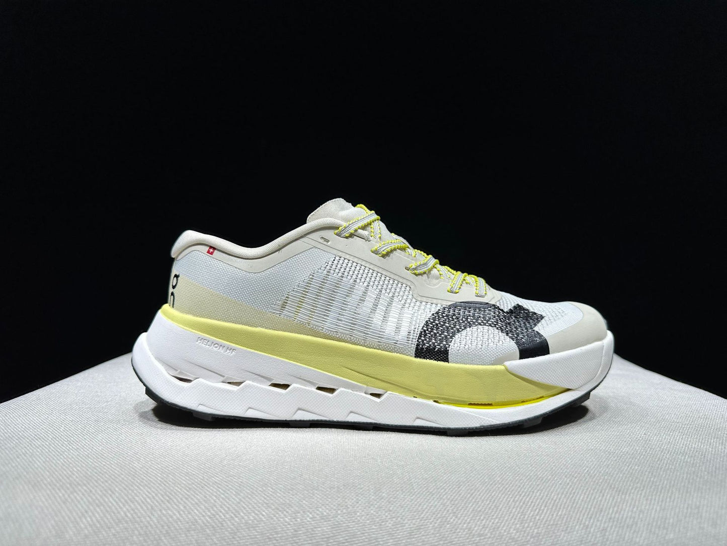 Cloudultra Pro Low-Top Sneakers Breathable Casual Running Shoes Unisex All-Day Comfort Lifestyle Shoes