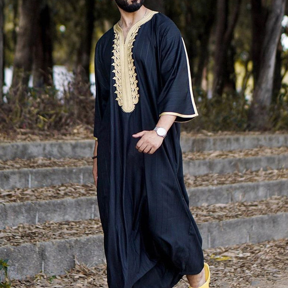 Lockerer muslimischer Herrenmantel mit Stickerei und langen Ärmeln, islamischer Abaya, Ramadan- und Eid-Outfits | 1134997 