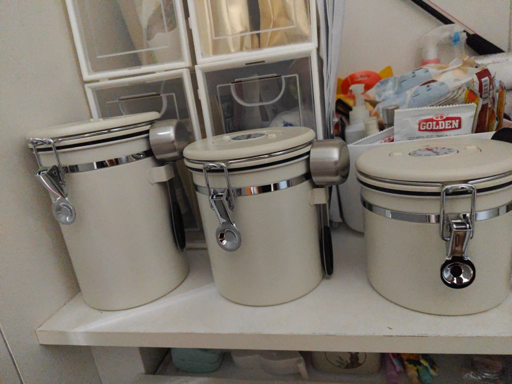 Kaffeedose aus Edelstahl – Luftdichte Aufbewahrung mit CO₂-Ventil und Datumsanzeige (1,5 l / 1,8 l) | NB-MFG 