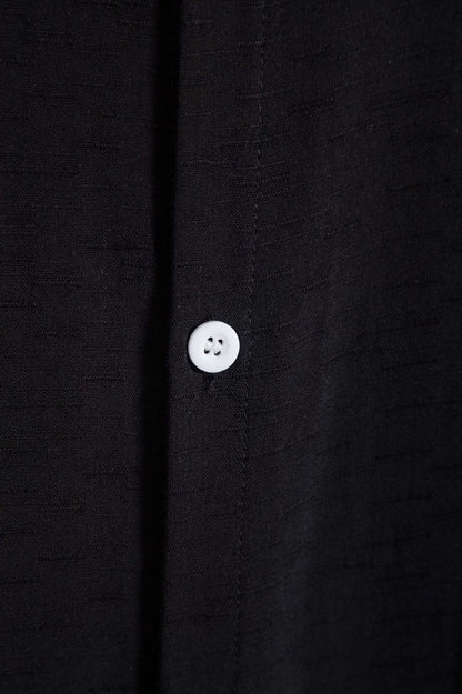 Einfarbiges Herrenhemd mit Revers und kurzen Ärmeln im Business-Casual-Sommerstil | CCS05 