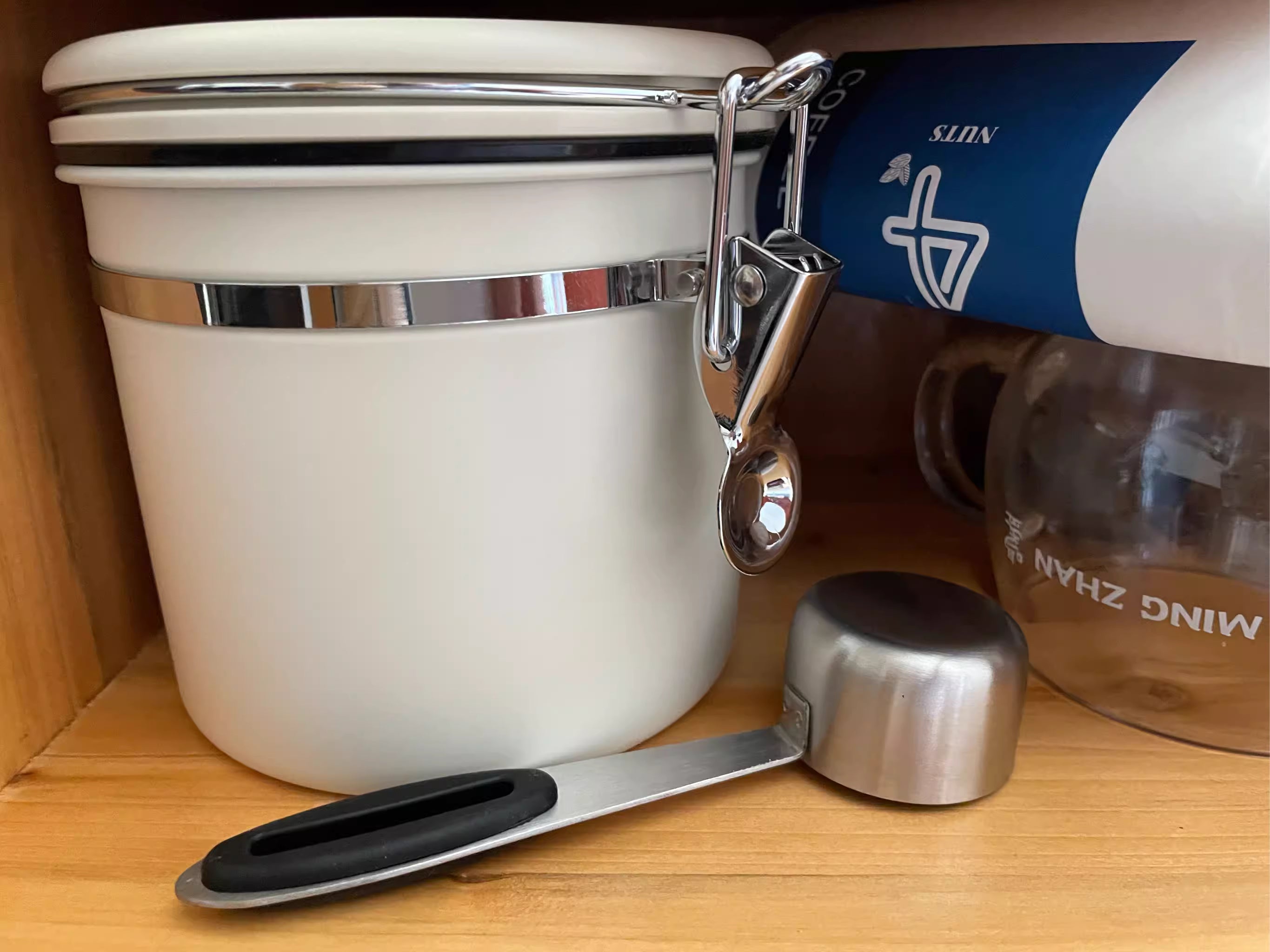 Kaffeedose aus Edelstahl – Luftdichte Aufbewahrung mit CO₂-Ventil und Datumsanzeige (1,5 l / 1,8 l) | NB-MFG 