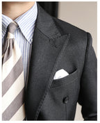 Hochwertiger zweiteiliger Slim Fit Zweireiher Anzug Einfarbig Steigendes Revers Doppelschlitze für Herren | S01 