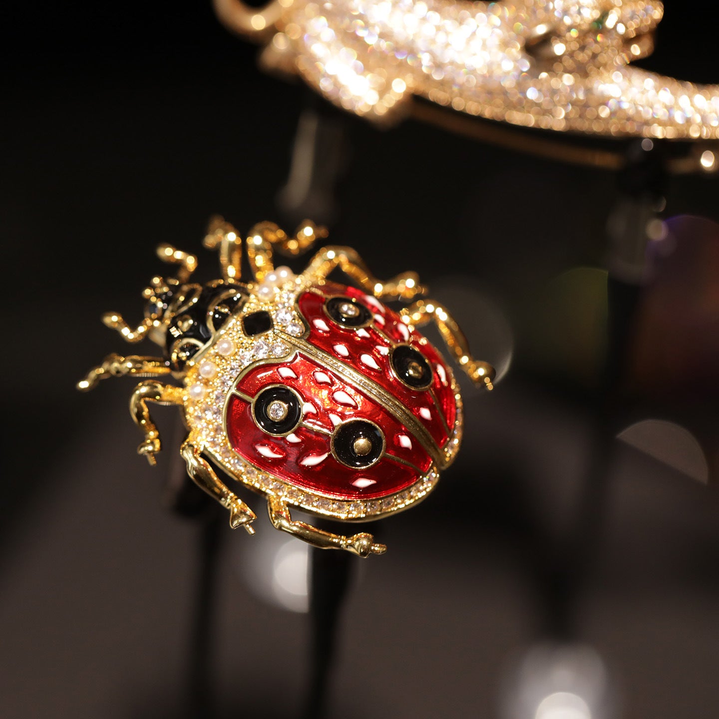 Feizi Original Designer Beetle Brooch Vintage Insect Lapel Pin for Suit & Coat | Metal Animal Corsage