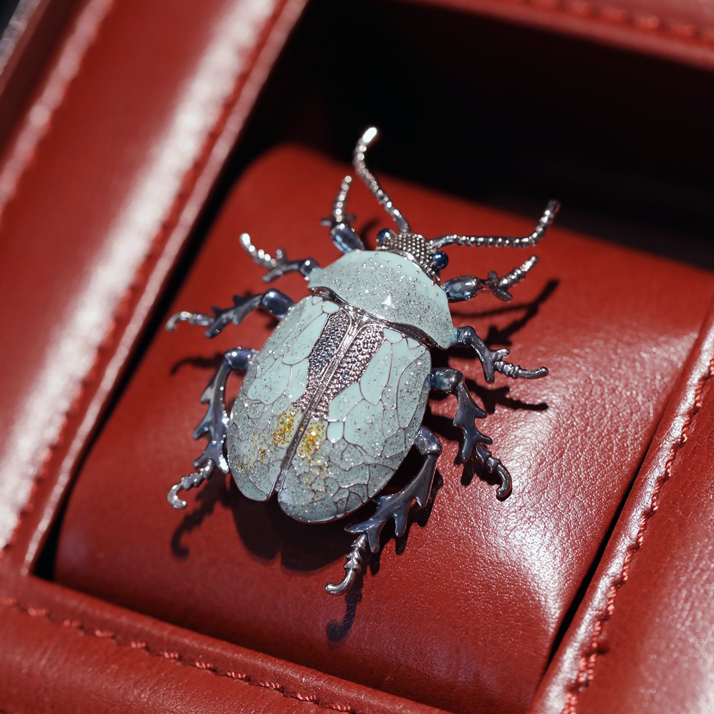 Feizi Original Designer Beetle Brooch Vintage Insect Lapel Pin for Suit & Coat | Metal Animal Corsage