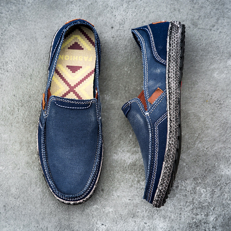 Herren Slipper aus gewaschenem Canvas | Atmungsaktiv, rutschfest, klassischer Deck-Stil | 8806 