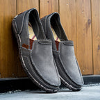Herren Slipper aus gewaschenem Canvas | Atmungsaktiv, rutschfest, klassischer Deck-Stil | 8806 
