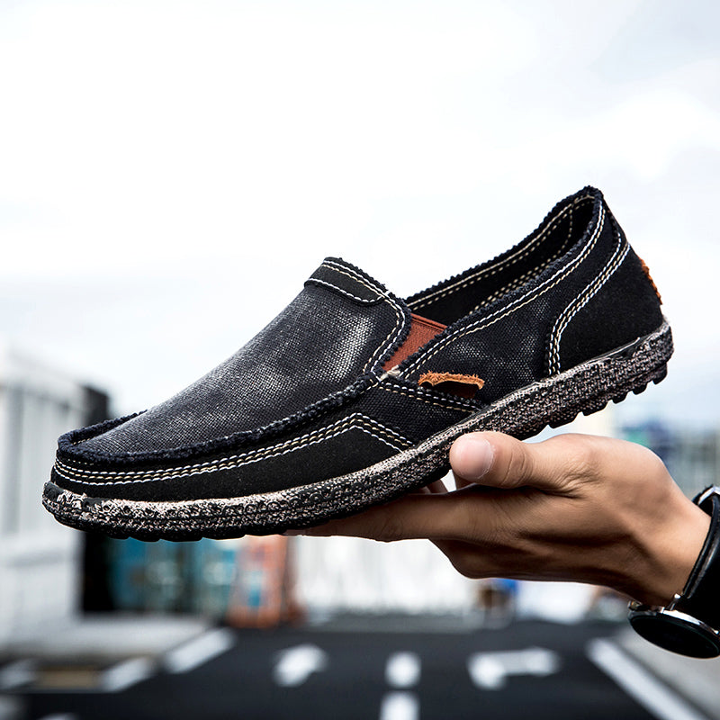 Herren Slipper aus gewaschenem Canvas | Atmungsaktiv, rutschfest, klassischer Deck-Stil | 8806 