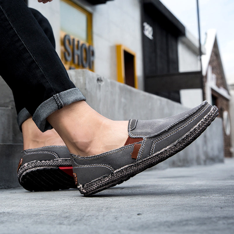 Herren Slipper aus gewaschenem Canvas | Atmungsaktiv, rutschfest, klassischer Deck-Stil | 8806 