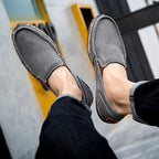 Herren Slipper aus gewaschenem Canvas | Atmungsaktiv, rutschfest, klassischer Deck-Stil | 8806 