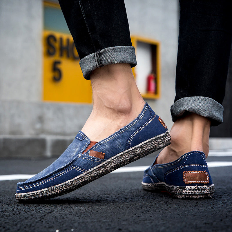 Herren Slipper aus gewaschenem Canvas | Atmungsaktiv, rutschfest, klassischer Deck-Stil | 8806 