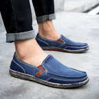 Herren Slipper aus gewaschenem Canvas | Atmungsaktiv, rutschfest, klassischer Deck-Stil | 8806 