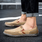 Herren Slipper aus gewaschenem Canvas | Atmungsaktiv, rutschfest, klassischer Deck-Stil | 8806 