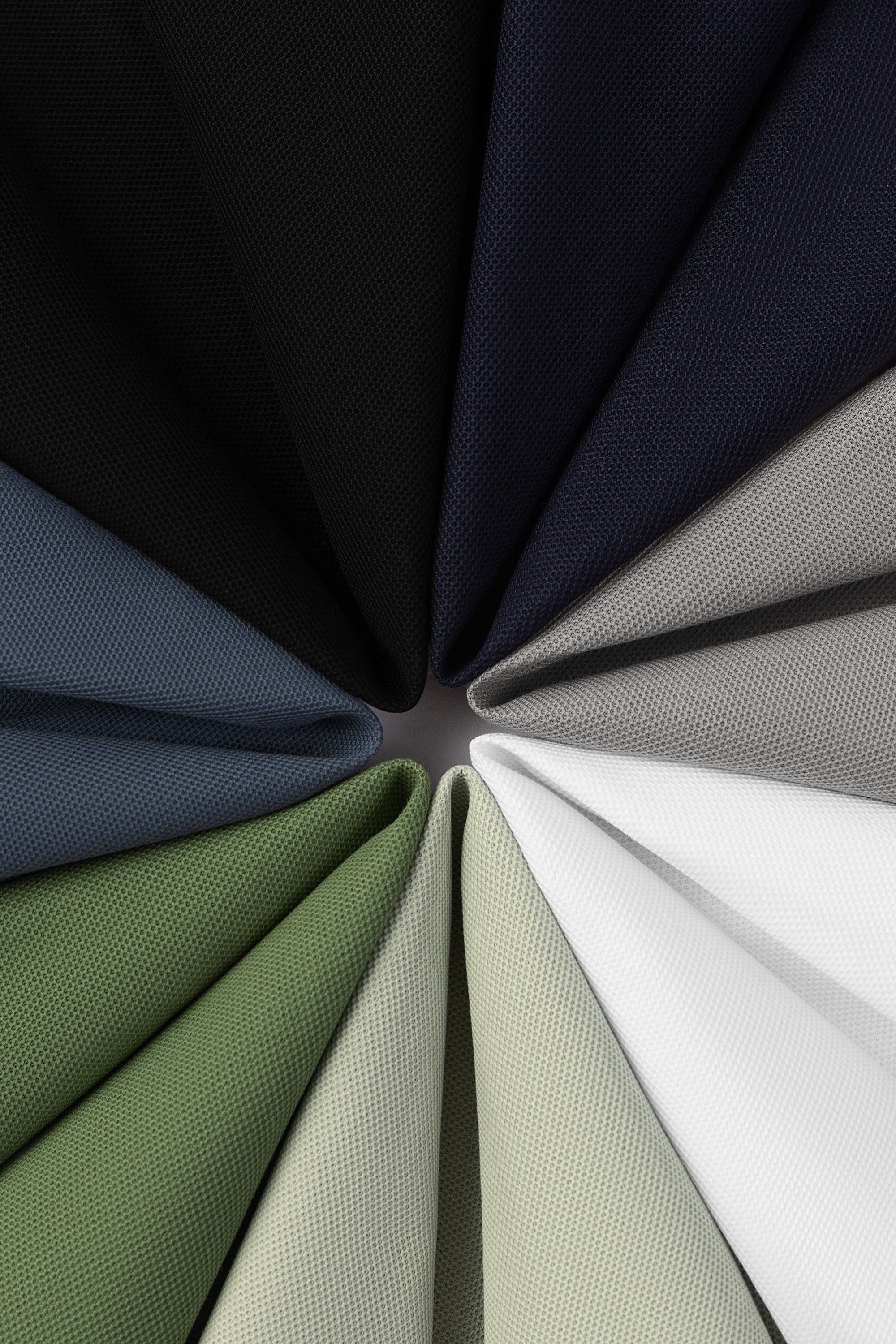 Herren-Poloshirt aus hochwertiger merzerisierter Baumwolle (220 g/m²), sechseckig, Perlenstickerei, Sommerkollektion | 8561 