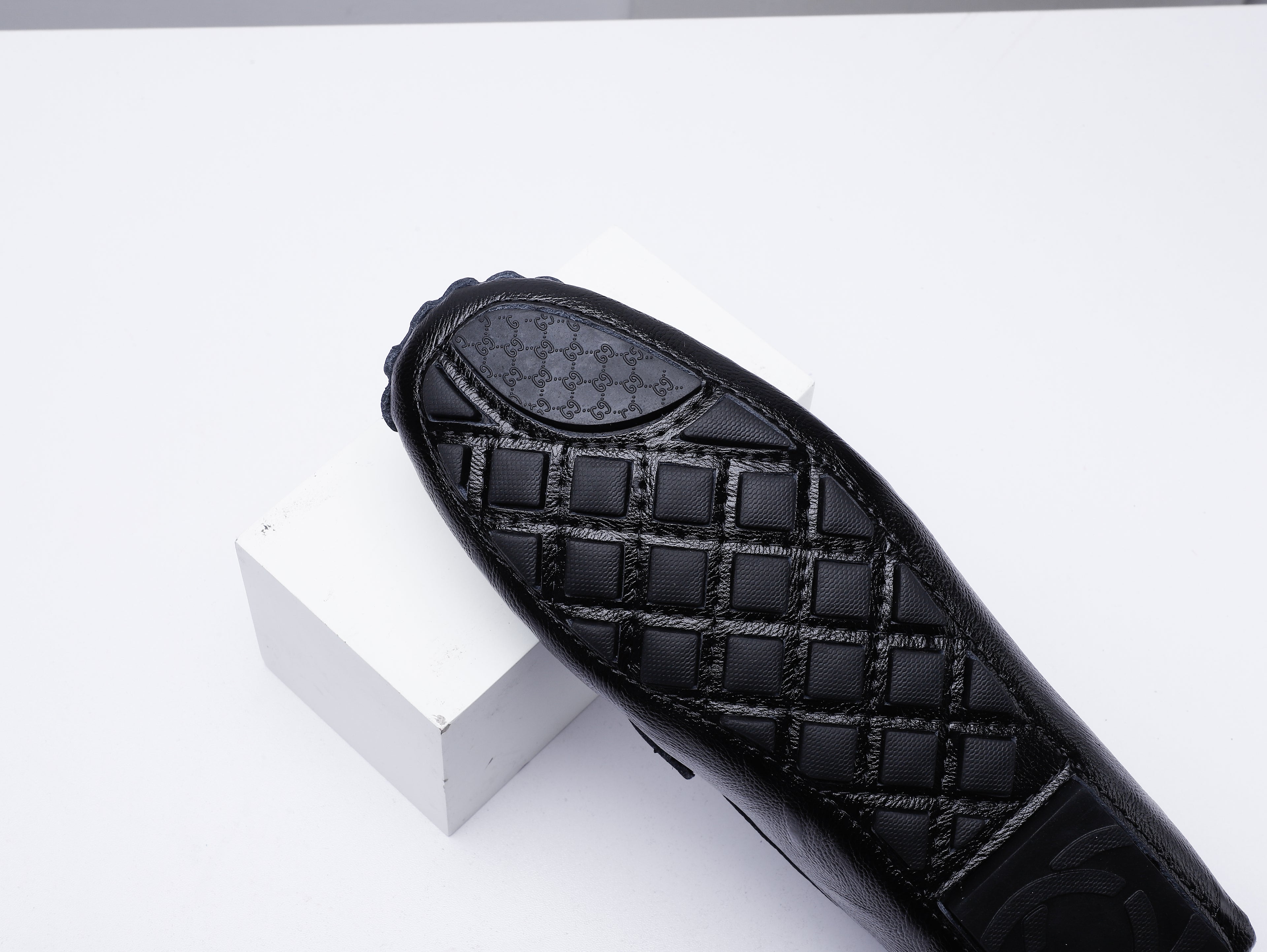 Herren-Loafer aus echtem Leder – Klassischer Fahr-Mokassin mit Anti-Rutsch-Sohle | 0063 