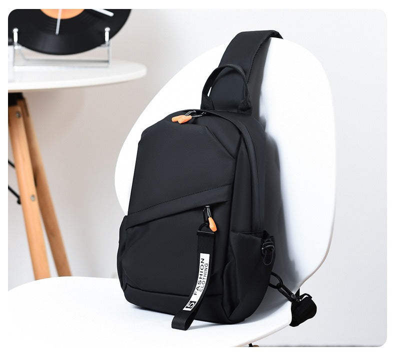 OMASKA Herren Crossbody Bag – Wasserdichte Oxford Sling mit USB | 2313 