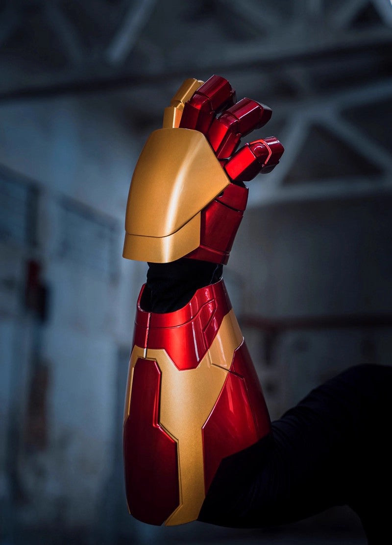Iron Man MK42 Wearable Armor Arm | 1:1 Scale Voice & Remote Control Open/Close Gauntlet | LED Laser & Repulsor Effects | GTX001