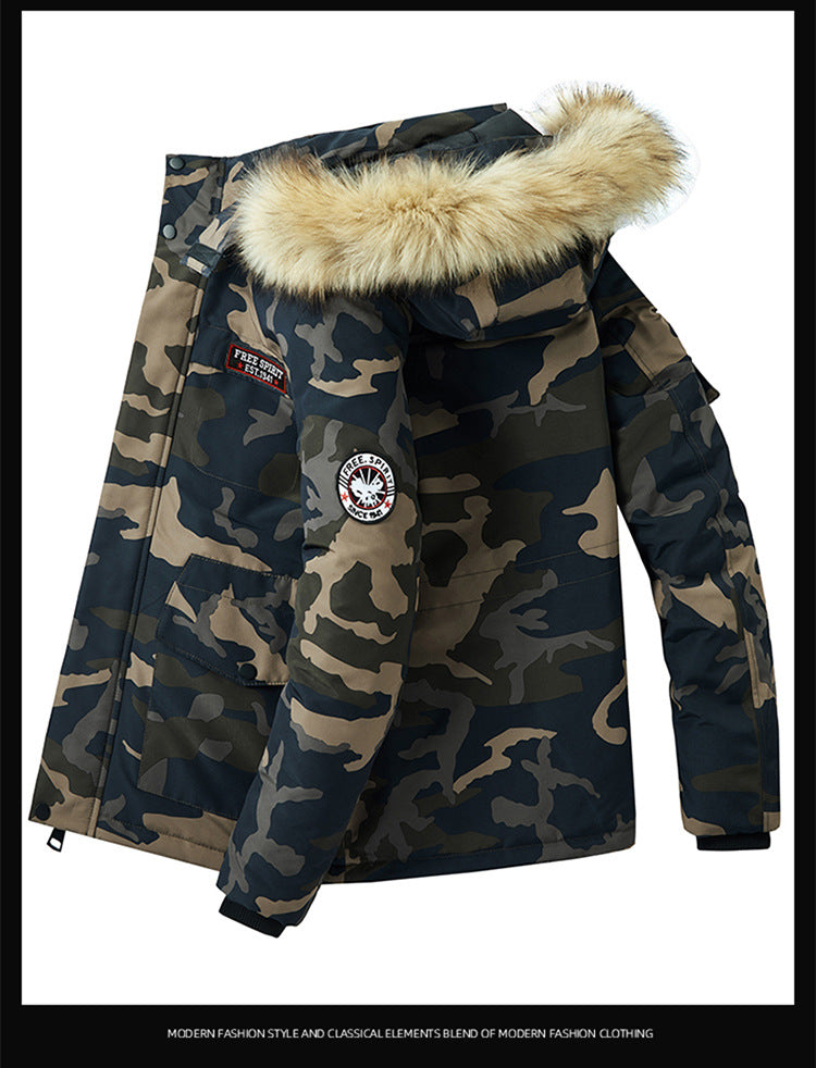 Vielseitige Camouflage-Militärjacke für Herren mit Fleecefutter, Pelzkapuze und mehreren Taschen 