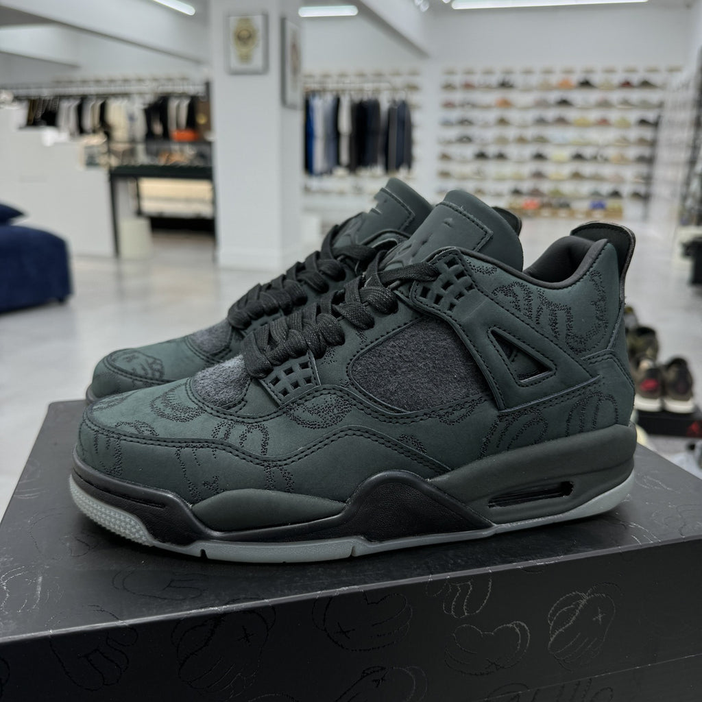 AJ4 Suede Grey High-Top Basketball Sneakers Unisex Cushioned Retro Trainers with Glow Sole & Toon Design