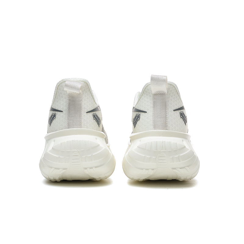 Atmungsaktive Unisex-Laufschuhe – Leichte Flyknit-Sneaker | A526 