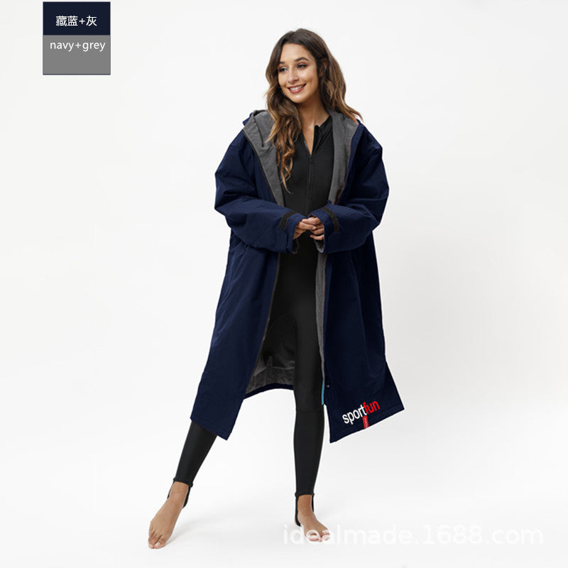 Sportfun Kapuzen-Bademantel – Wasserabweisender, fleecegefütterter Umkleideponcho | SPFF301 