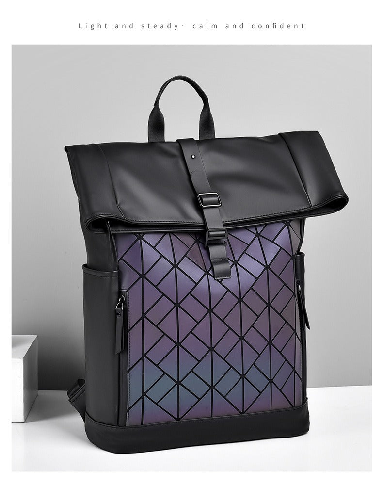 OMASKA Reflective Geometric Backpack – Wasserdichte, trendige 14-Zoll-Laptoptasche | 8605 