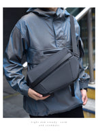 OMASKA Herren Brusttasche – Erweiterbare 6L Crossbody Sling | 5166 