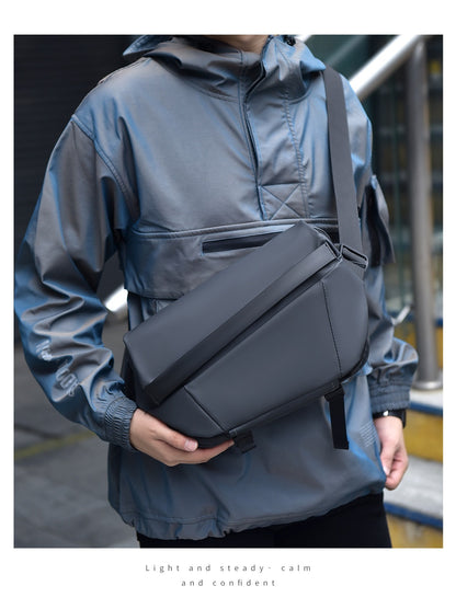 OMASKA Herren Brusttasche – Erweiterbare 6L Crossbody Sling | 5166 