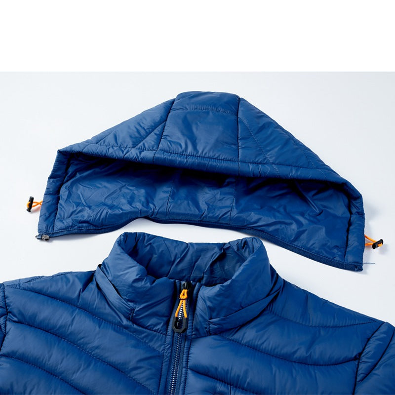 Leichte, hochwertige Bomberjacke mit Kapuze | C913