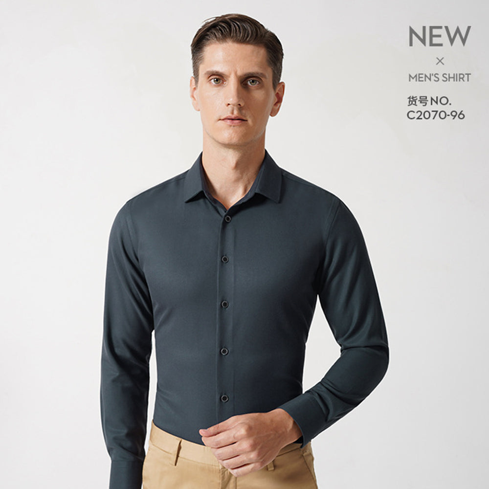 Chemise habillée pour homme de qualité supérieure, coupe standard, col flexible, en coton uni | C2070